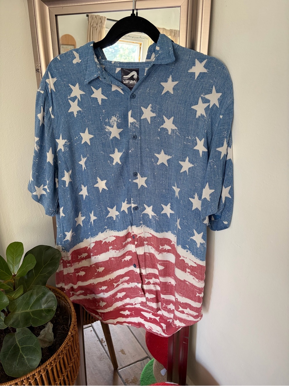 Surf Style Men's L American Flag Stars & Stripes Button Up Shirt USA Patriotic